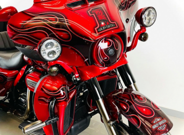 Peinture Flamming Candy Rouge Harley Davidson  - French khustom by Art mattwell’s,