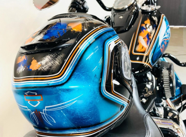 Peinture feuille d'or Bleu patiné  Harley Davidson  - French khustom by Art mattwell’s,